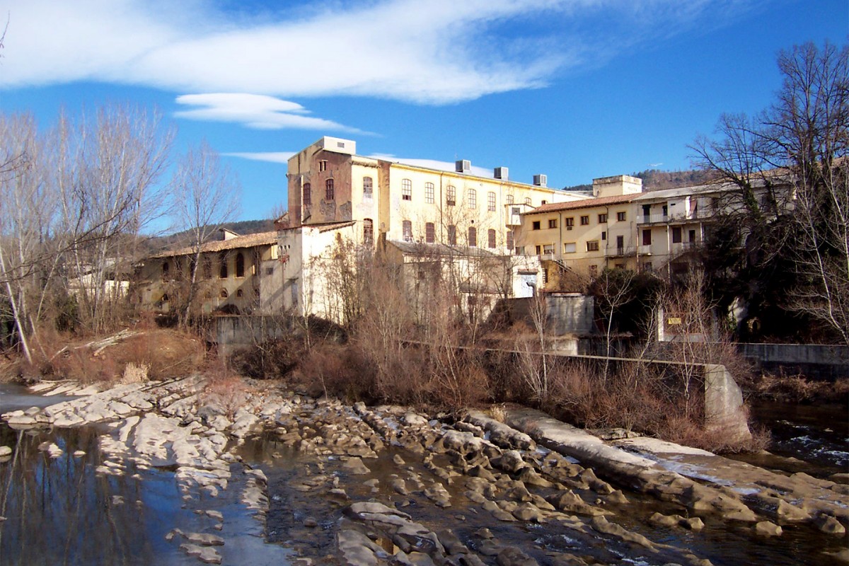 La central hidroelèctrica de Can Trinxet, a Sant Quirze de Besora, serà de l'empresa Edificios Ben SA fins el 30 de juliol de 2024