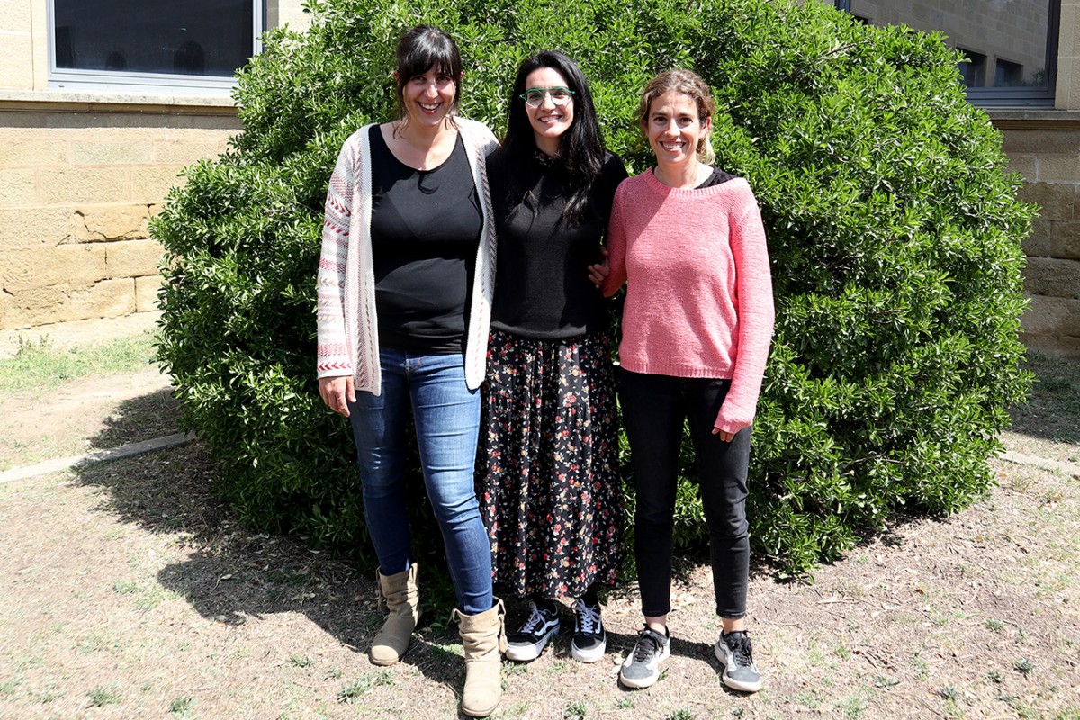 Cristina Puntí, Judit Farré i Cristina Costa, les tres sòcies treballadores d'Àgape