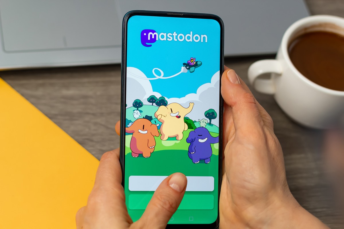 Mastodon és l'alternativa lliure d'X, l'antiga Twitter, per la qual s'aposta des de la campanya #SomhiJuntes