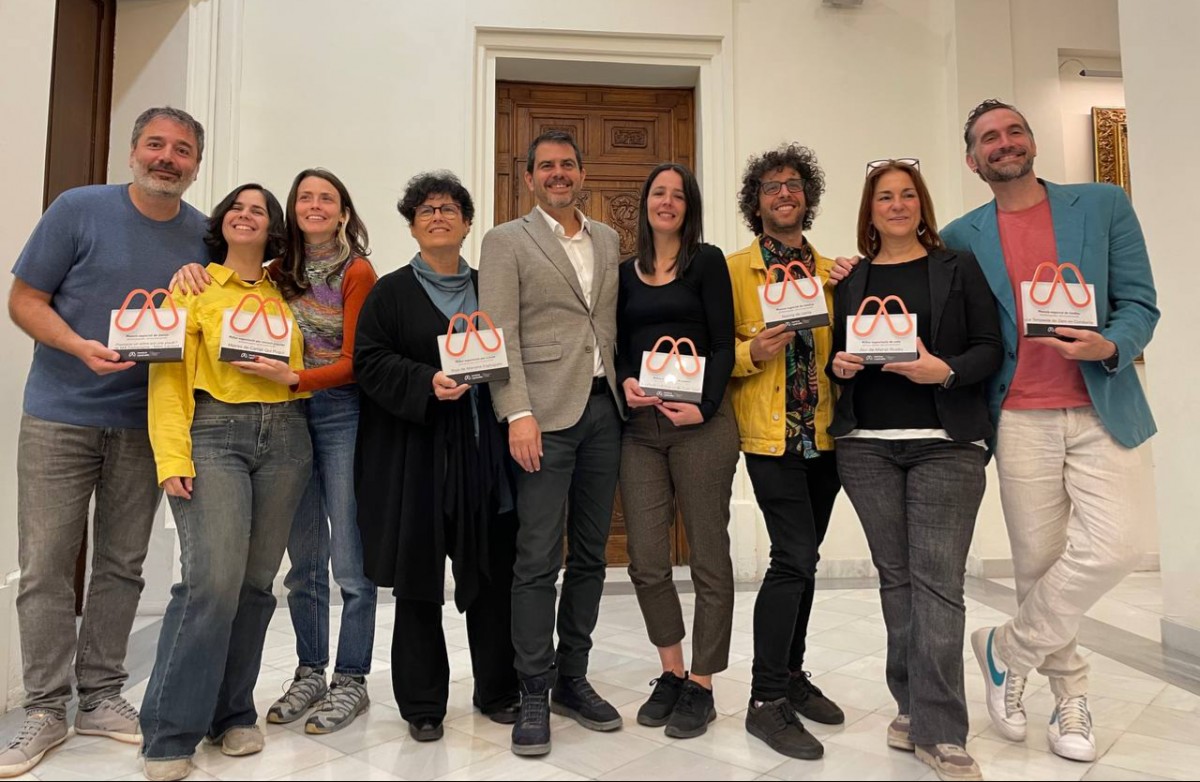 Foto de família dels diferents guardonats en aquesta edició de la Mostra Igualada