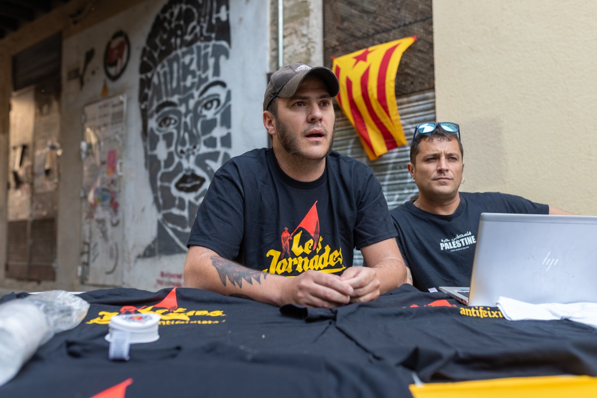 Jordi Bover a la roda de premsa de presentació de les Jornades Antifeixistes d'aquest dissabte als Habitatges Montseny de Vic