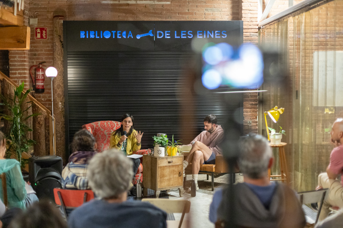 La sessió va posar de manifest la necessitat de repensar l’ús que fem de les tecnologies digitals