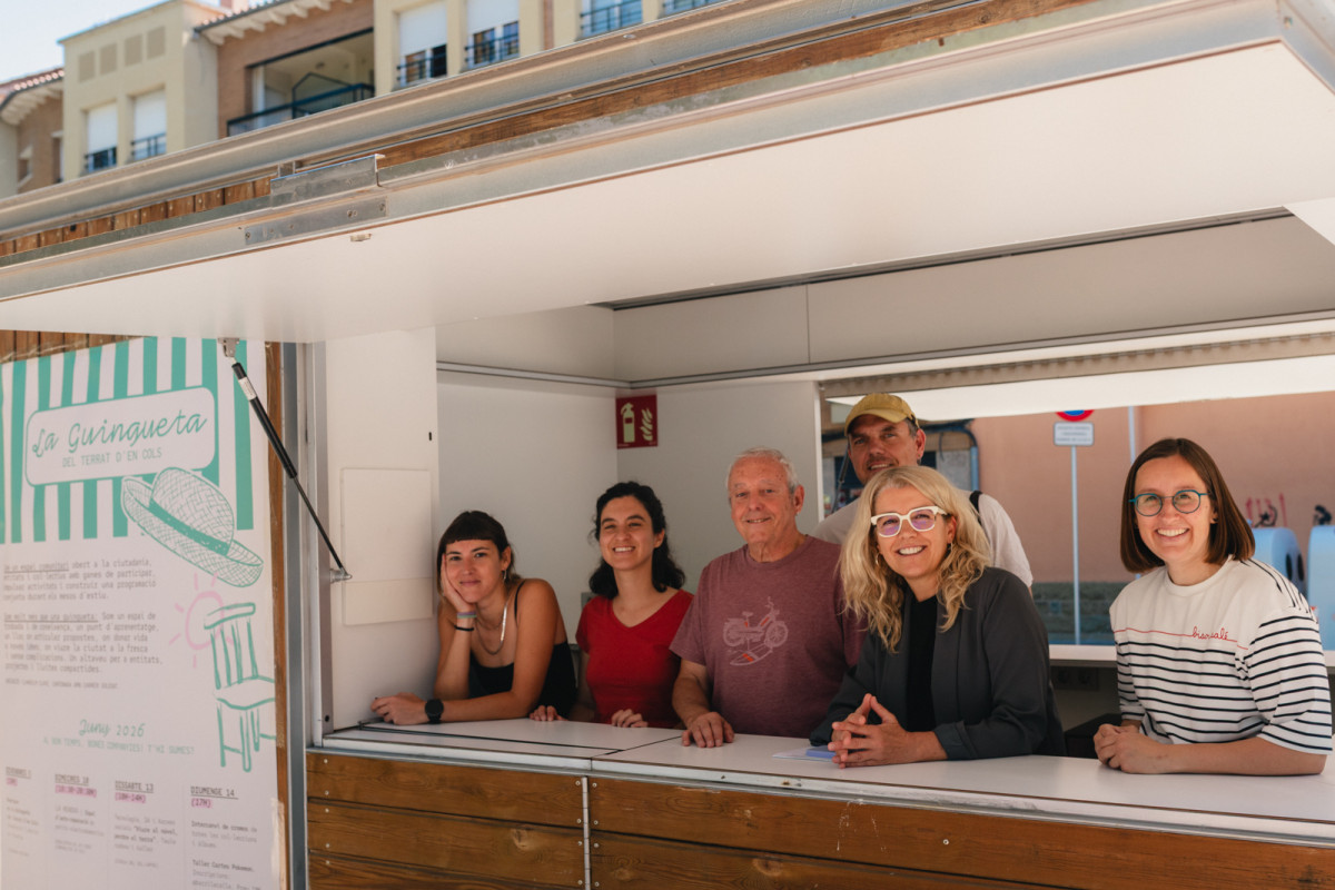 Representants de l'Ajuntament, de la Comunalitat i d'algunes de les entitats impulsores, dimecres a la Guingueta